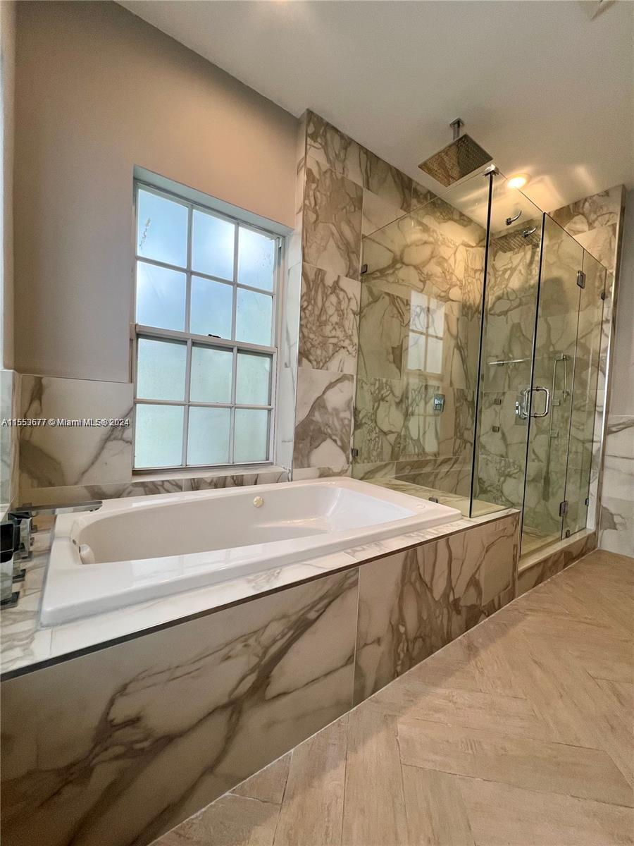 HOLLEMAN PARK - Residential Lease
