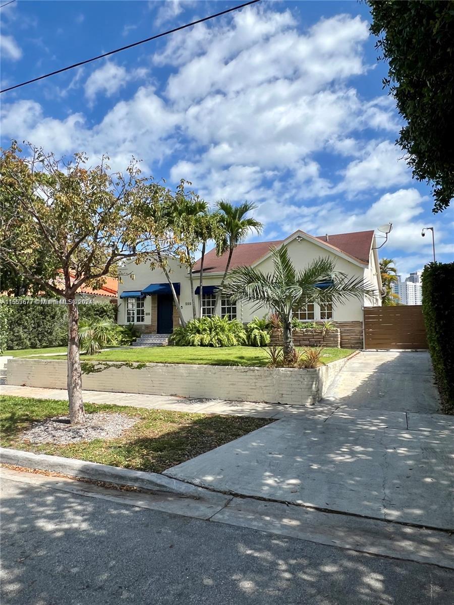 HOLLEMAN PARK - Residential Lease
