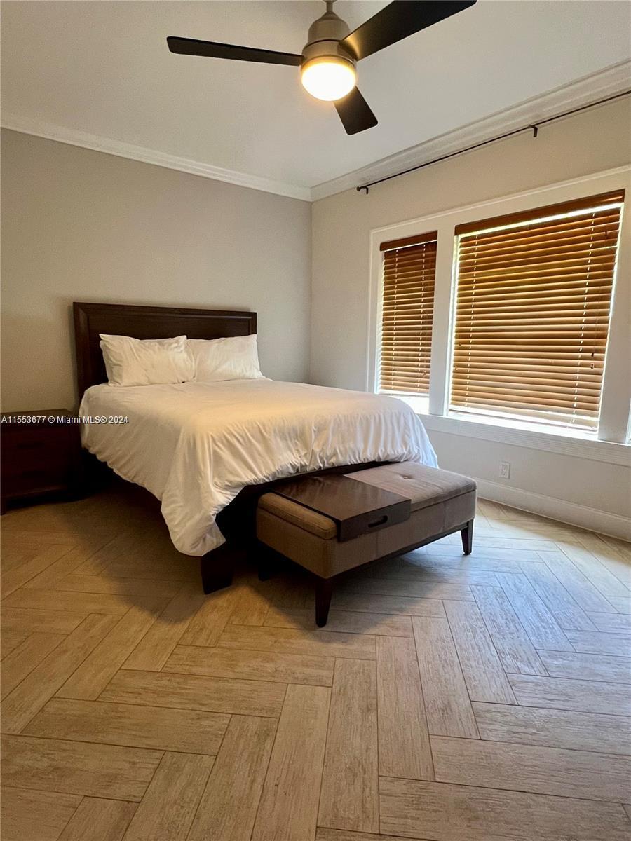 HOLLEMAN PARK - Residential Lease