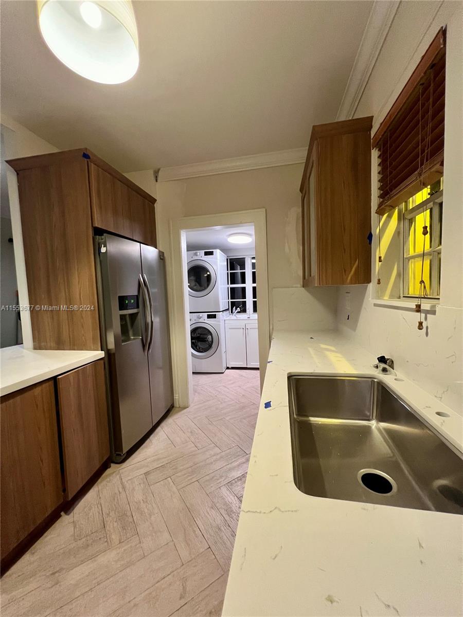 HOLLEMAN PARK - Residential Lease