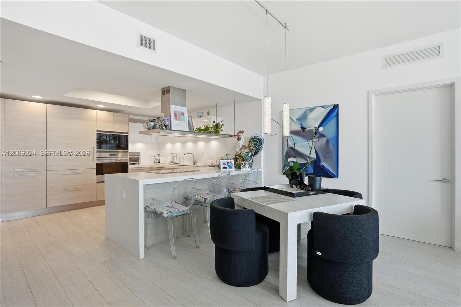 MARINA PALMS RESIDENCES N - Residential