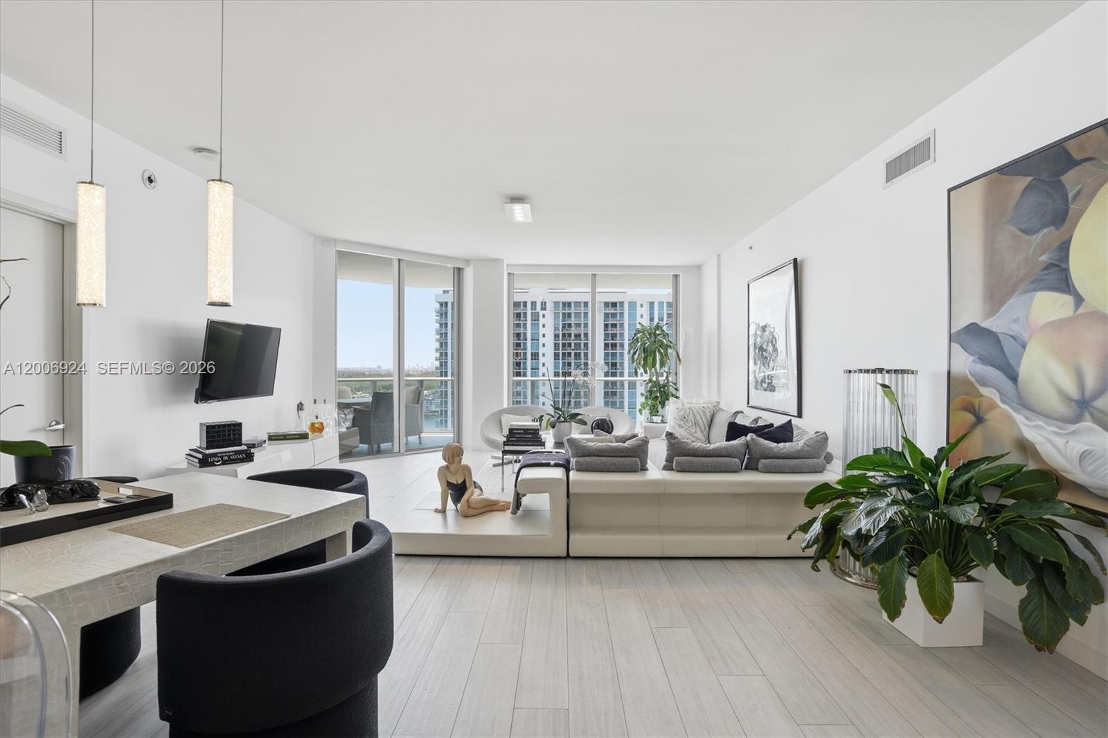 MARINA PALMS RESIDENCES N - Residential