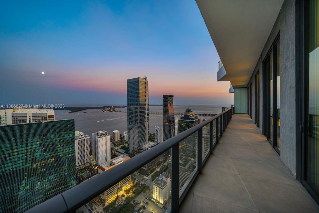 1300 S MIAMI AVENUE CONDO - Residential