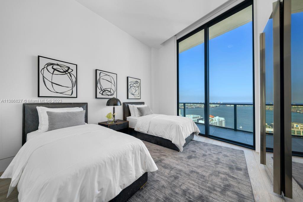1300 S MIAMI AVENUE CONDO - Residential