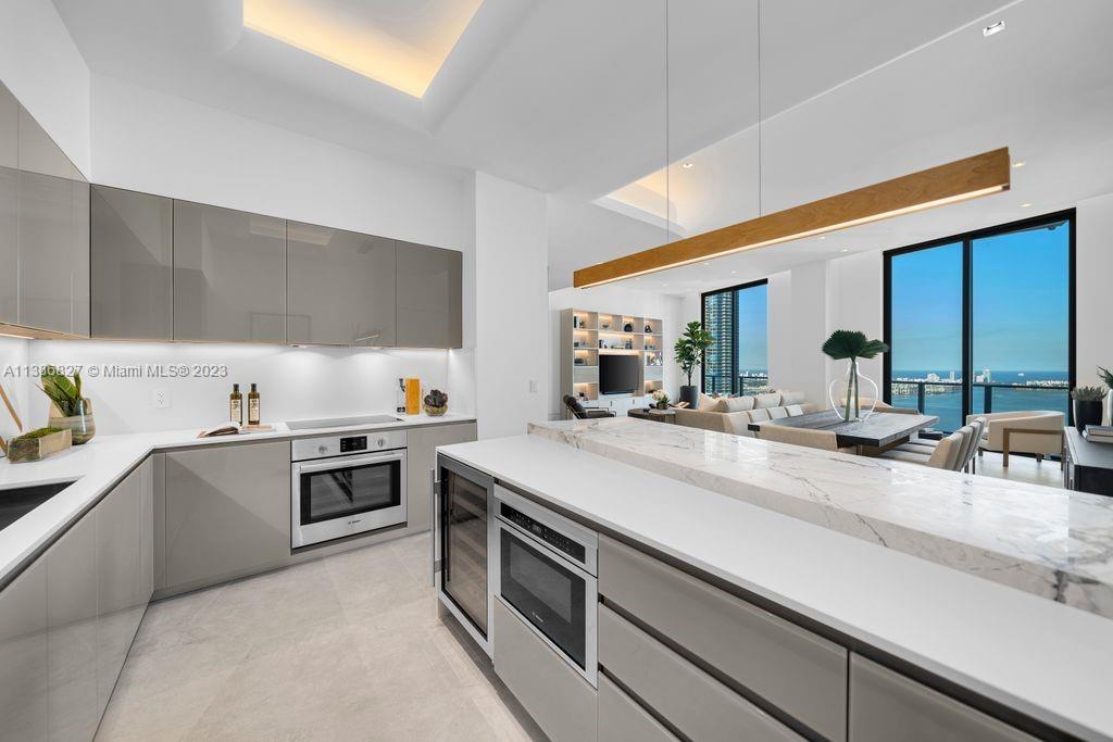 1300 S MIAMI AVENUE CONDO - Residential