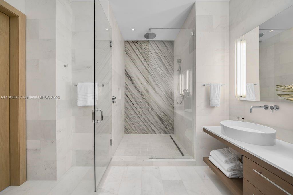 1300 S MIAMI AVENUE CONDO - Residential