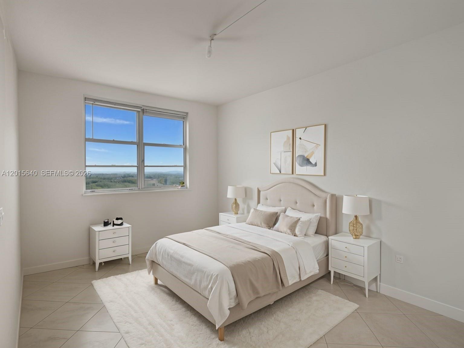 ARLEN HOUSE CONDO - Residential