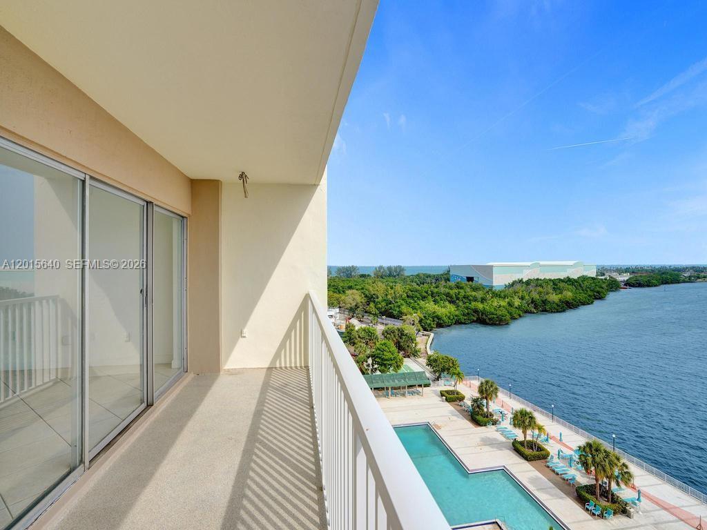ARLEN HOUSE CONDO - Residential