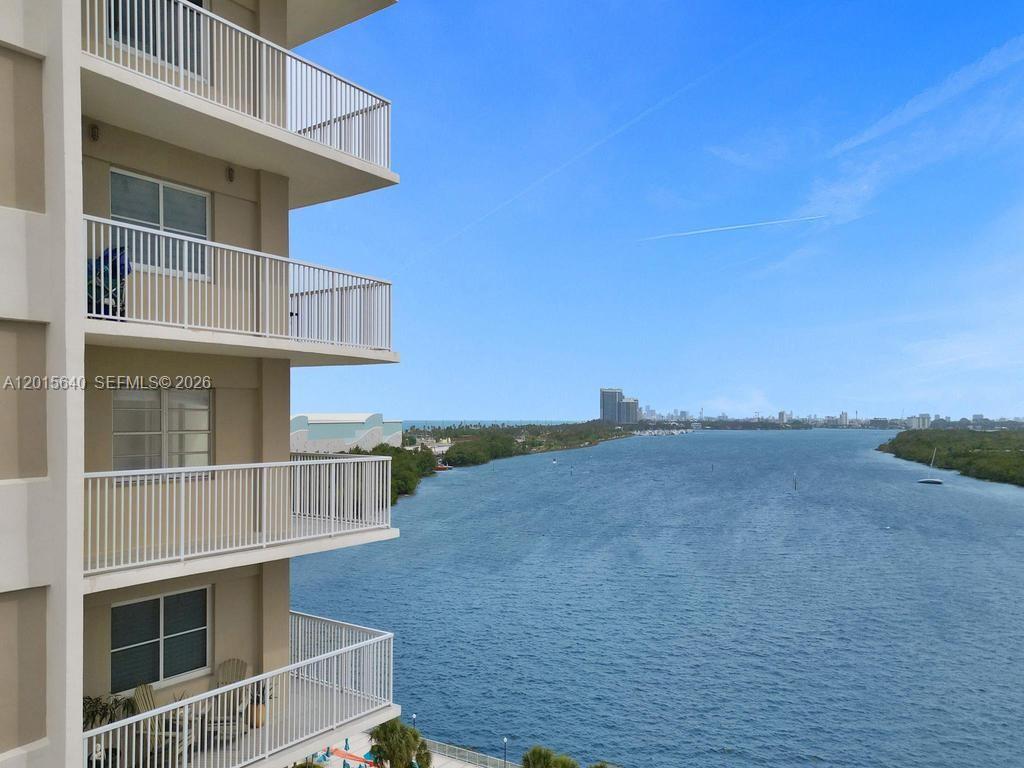 ARLEN HOUSE CONDO - Residential