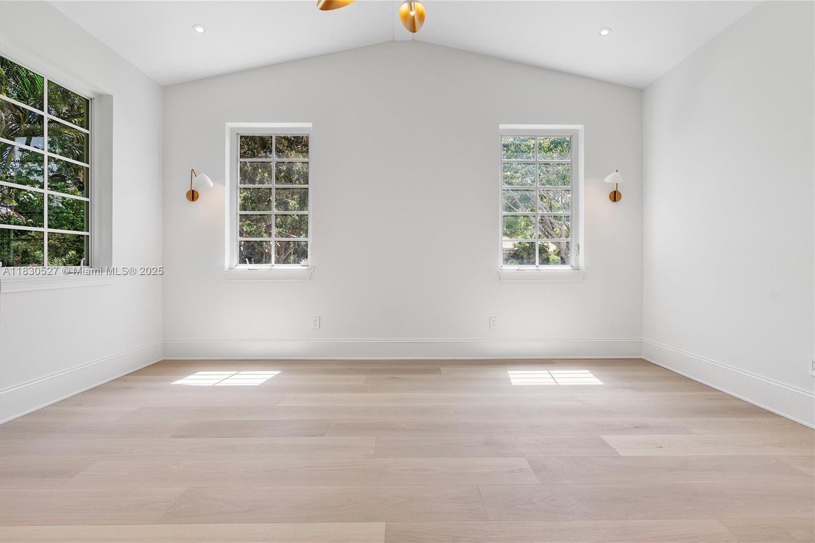 MIAMI SHORES SEC 1 AMD - Residential