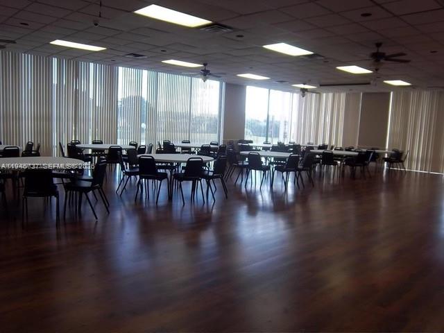 CONDOMINIUM 6 OF ENVIRON - Residential