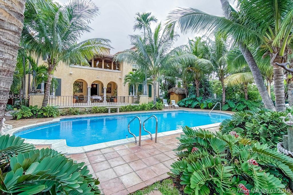 STUNNING EXAMPLE OF FAMED ARCHITECT RUSSELL PANCOAST'S WORK! METICULOUSLY
MAINTAINED 1929 MEDITERRANEAN VILLA UPGRADED WITH HURRICANE IMPACT WINDOWS, NEW ROOF,
NEW AC UNITS ALL WITHIN THE LAST FIVE YEARS. CORAL STONE ARCHWAYS AND WALKWAYS, TRAVERTINE
AND WOOD FLOORS, PECKY CYPRESS AND WOOD BEAM CEILINGS, ORIGINAL MOSAICS THROUGHOUT
THE HOUSE. IF YOU ARE LOOKING FOR ARTISTIC BEAUTY, THIS IS IT! 3/3.5 IN THE MAIN
HOUSE, 2/1 IN GUEST QUARTERS, MAID'S ROOM/BATH, DEN, FLORIDA ROOM, 3RD STORY TOWER.