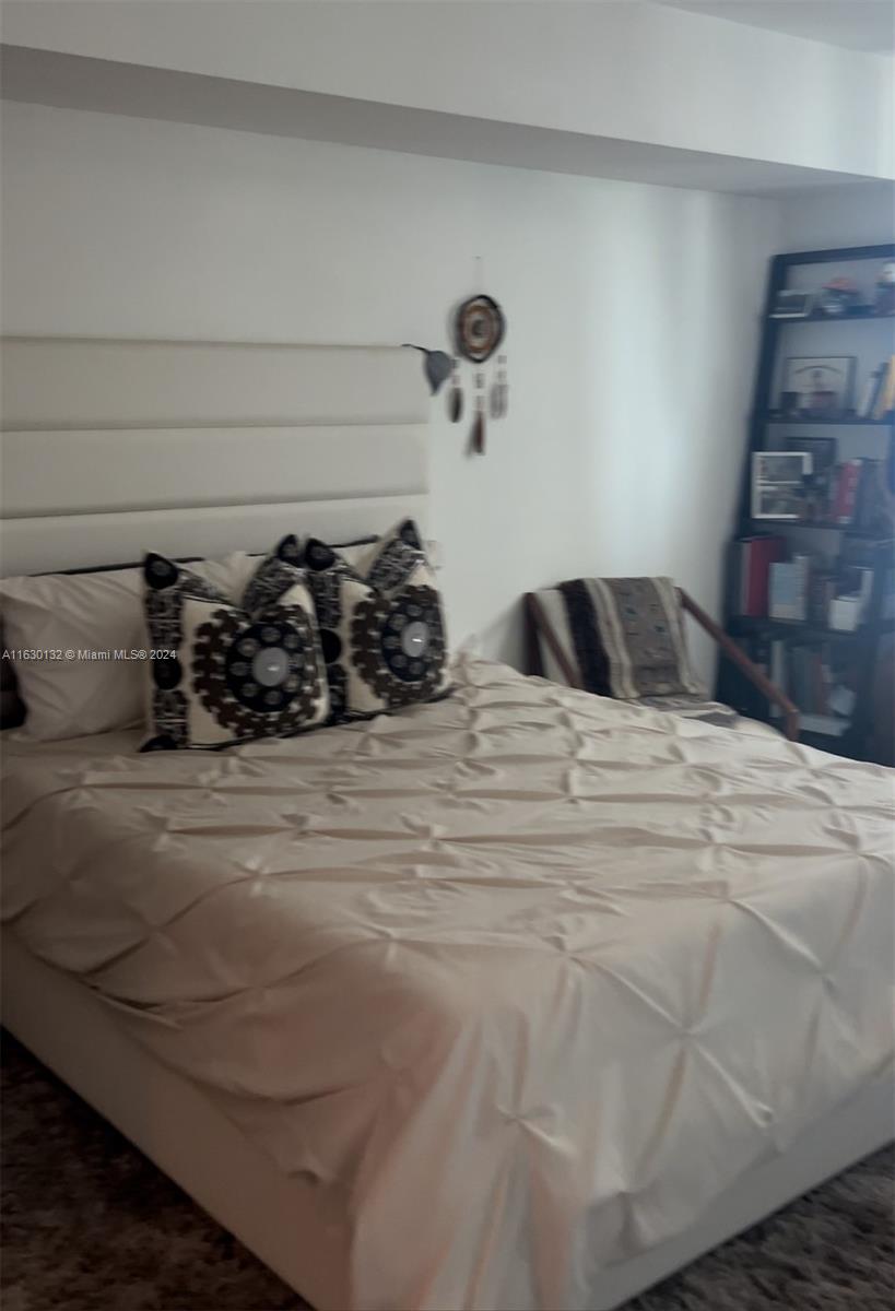 1800 CLUB CONDO - Residential