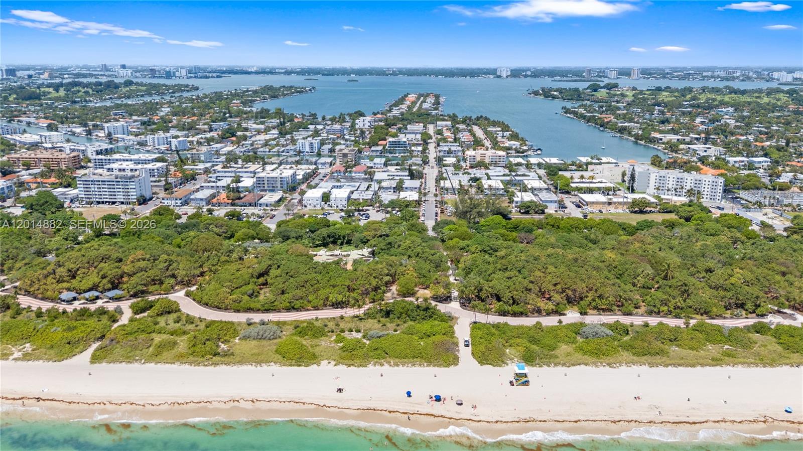 COLONNADE BAY CONDO - Residential