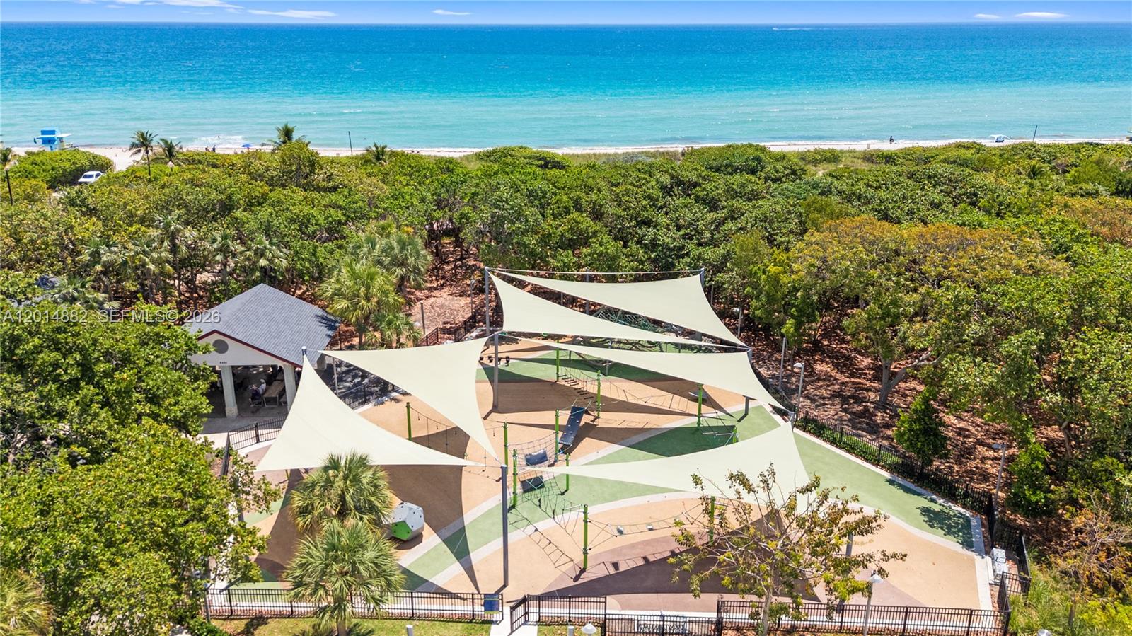 COLONNADE BAY CONDO - Residential