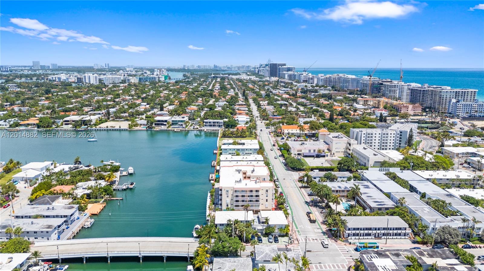 COLONNADE BAY CONDO - Residential