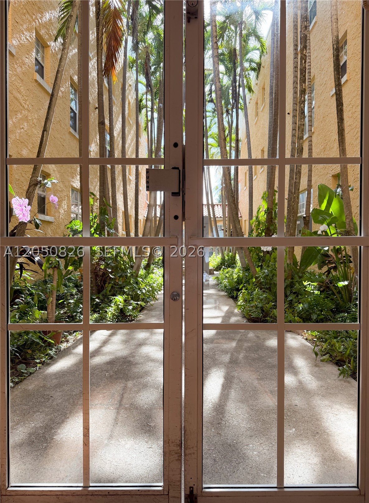 THE ROOSEVELT CONDO - Residential
