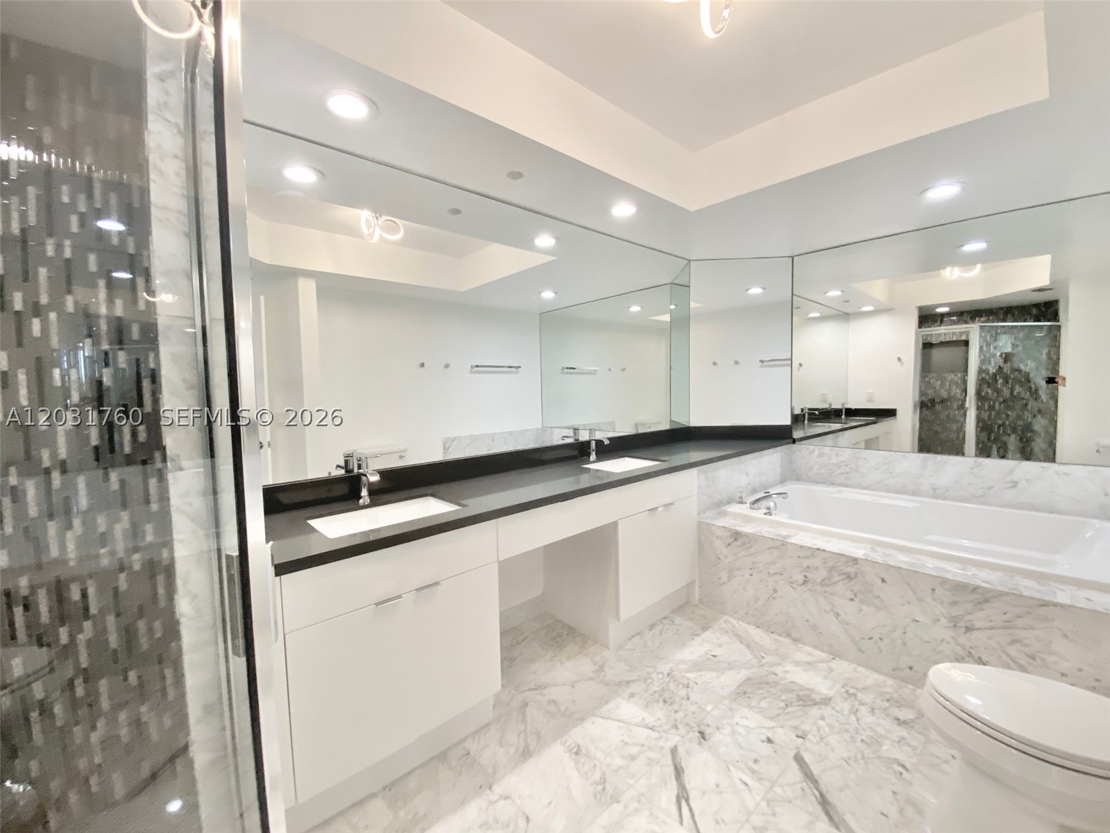 OCEANIA IV CONDO - Residential Lease