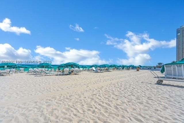 OCEANIA IV CONDO - Residential Lease