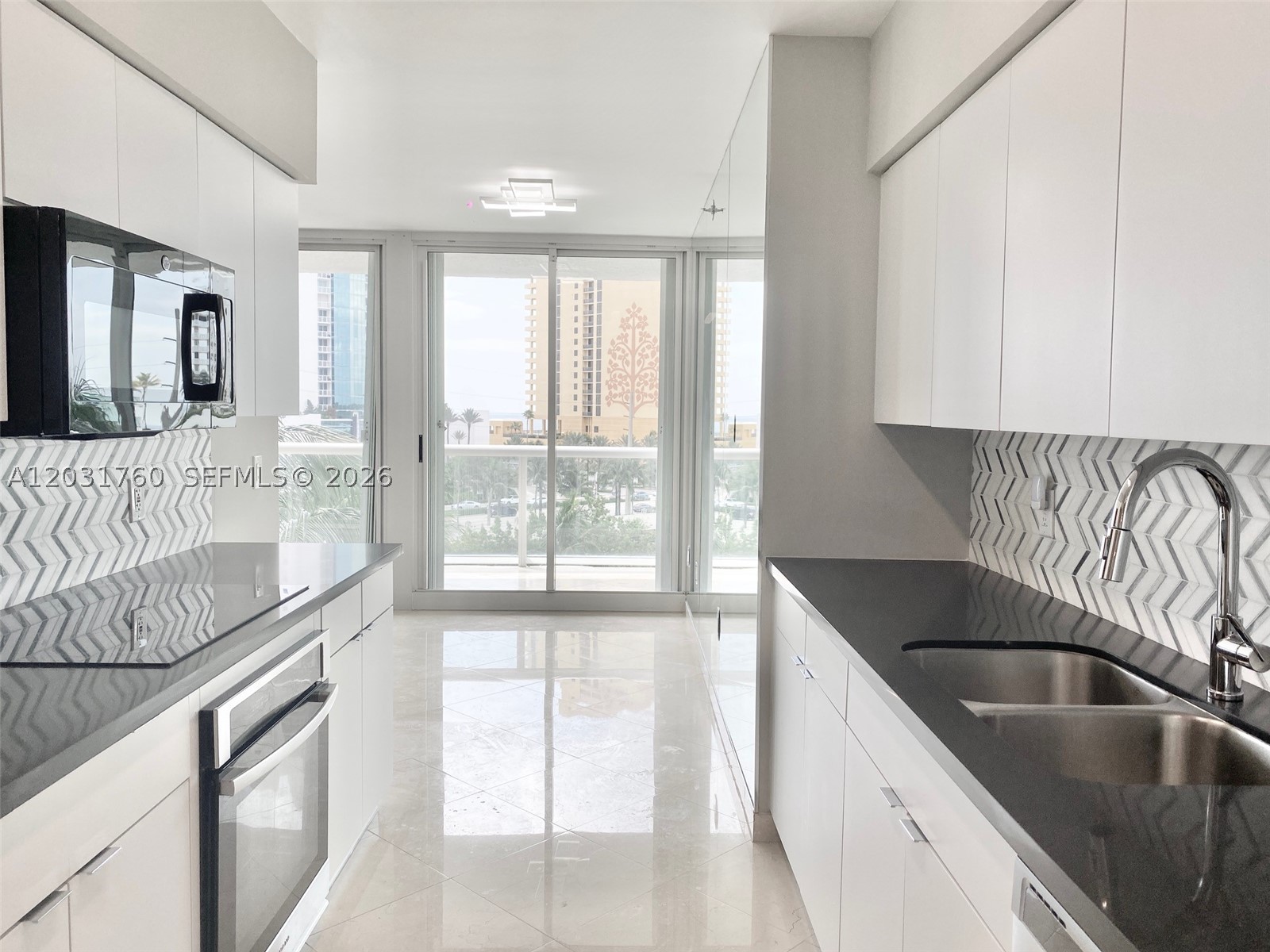 OCEANIA IV CONDO - Residential Lease
