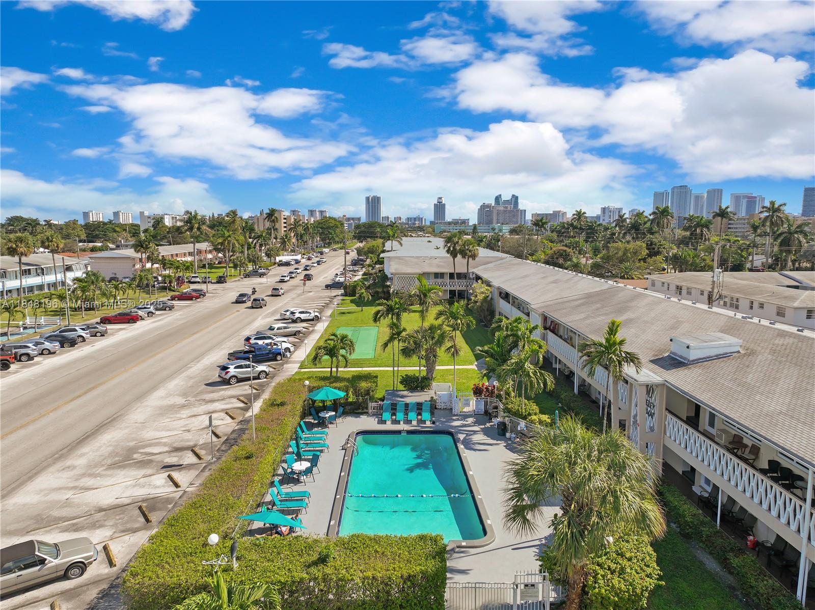 BERKELEY DIPLOMAT CO-OP - Residential