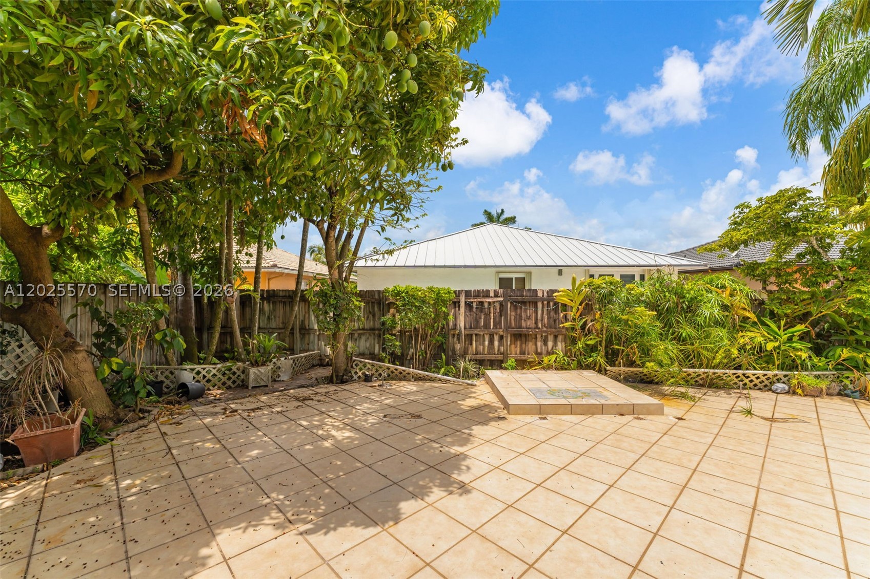 GARDEN HILLS WEST - Residential