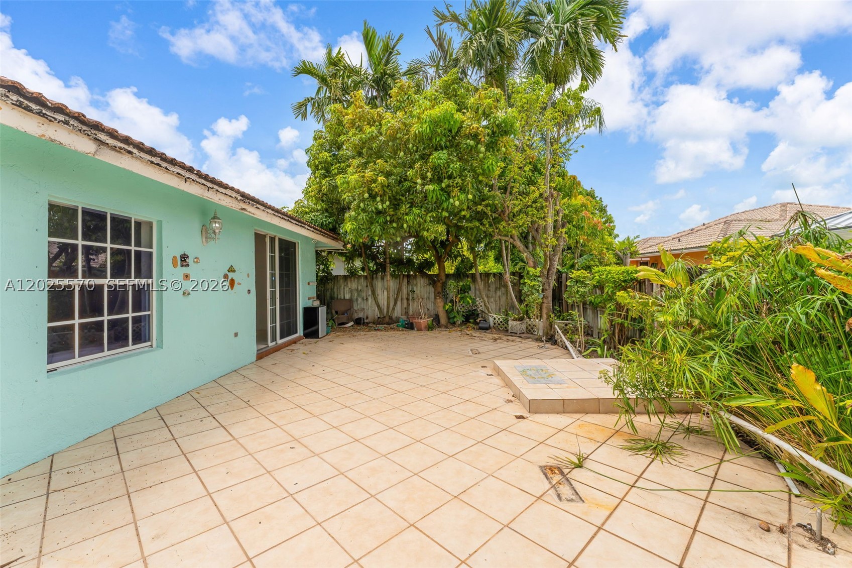 GARDEN HILLS WEST - Residential