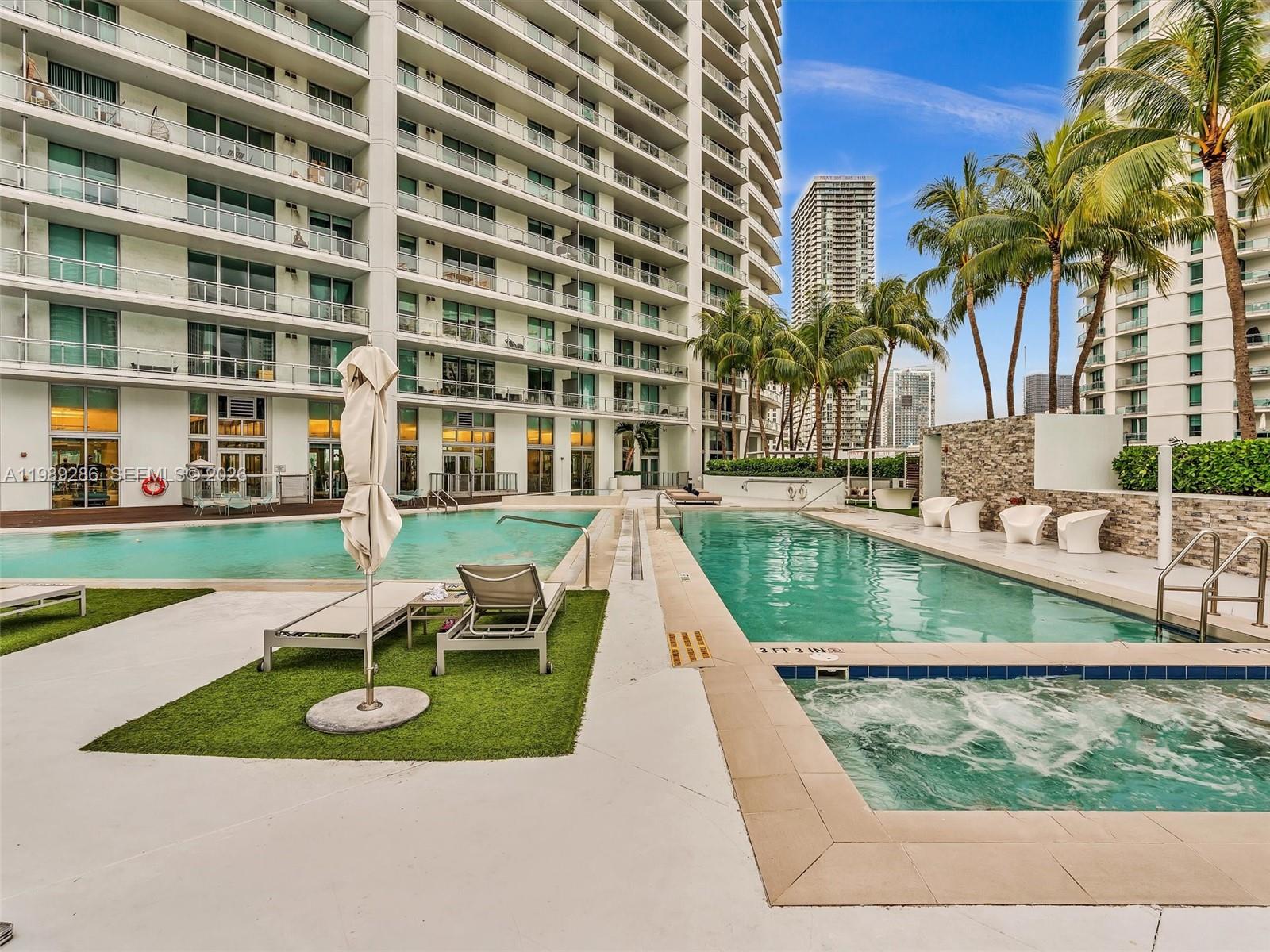 IVY CONDO - Residential