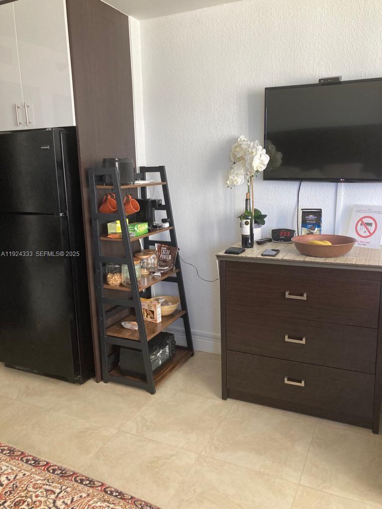 THE AVENTURA BEACH CLUB C - Residential