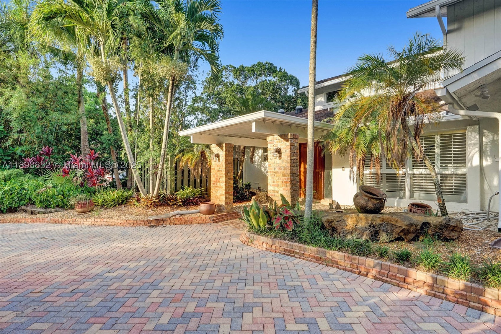 RIVER LANDS - Residential