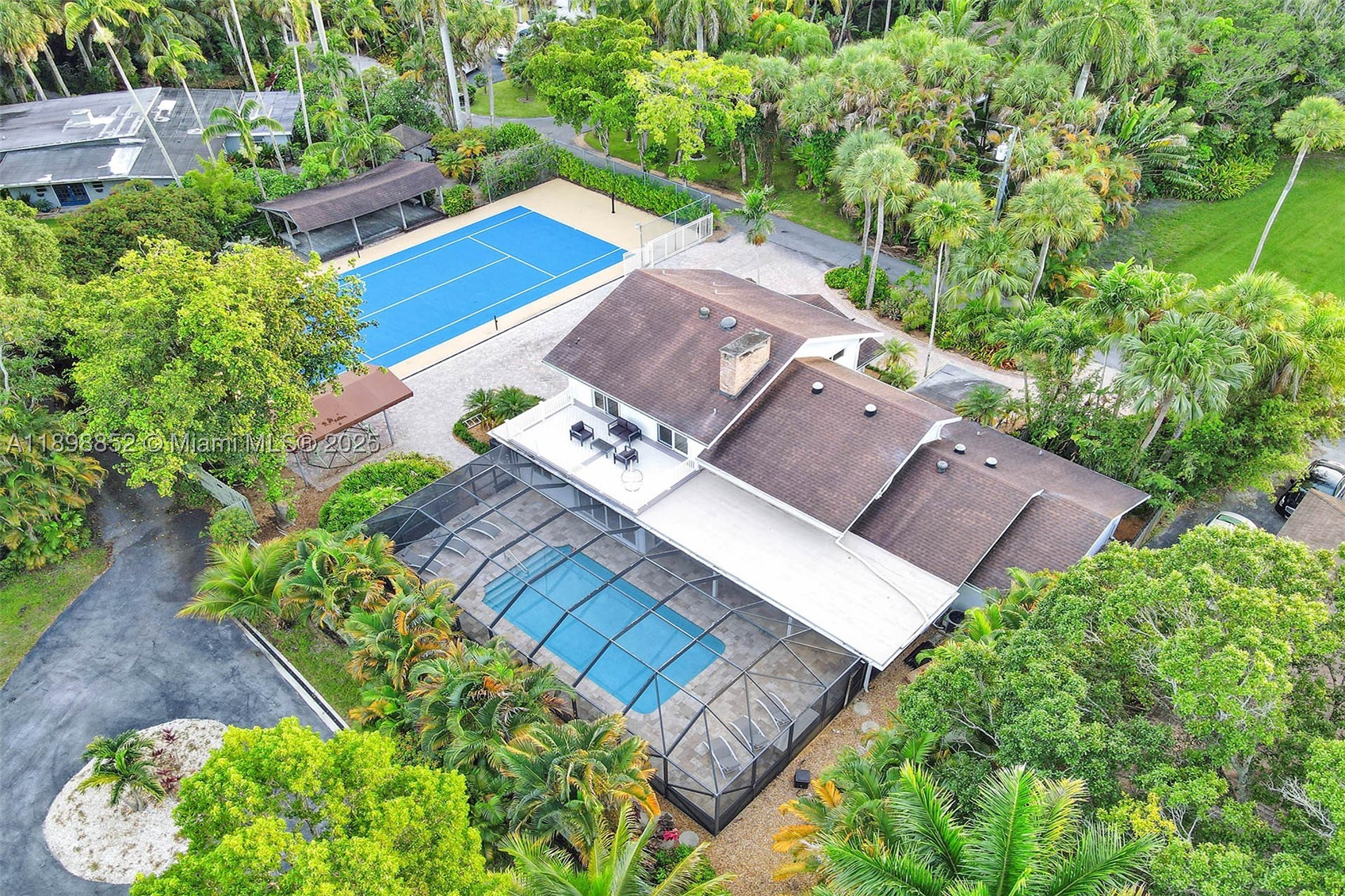 RIVER LANDS - Residential