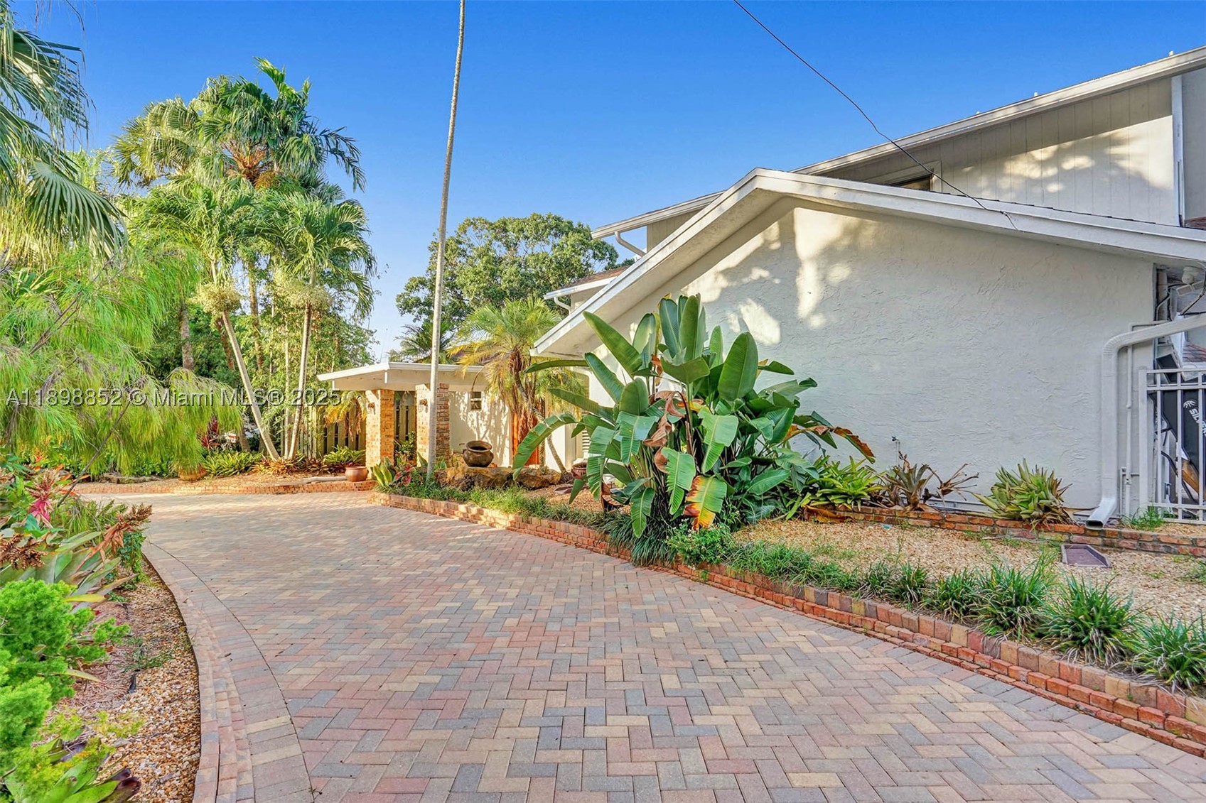 RIVER LANDS - Residential