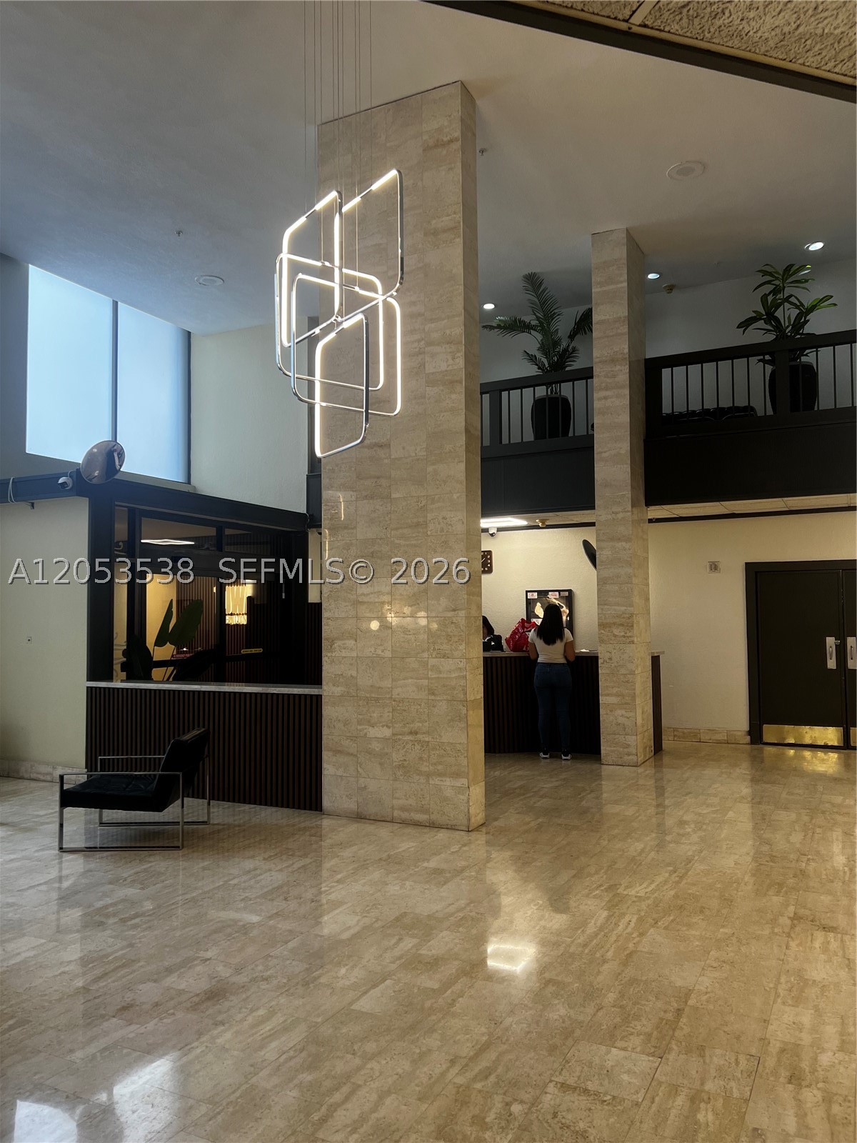 COMMODORE PLAZA CONDO - Residential