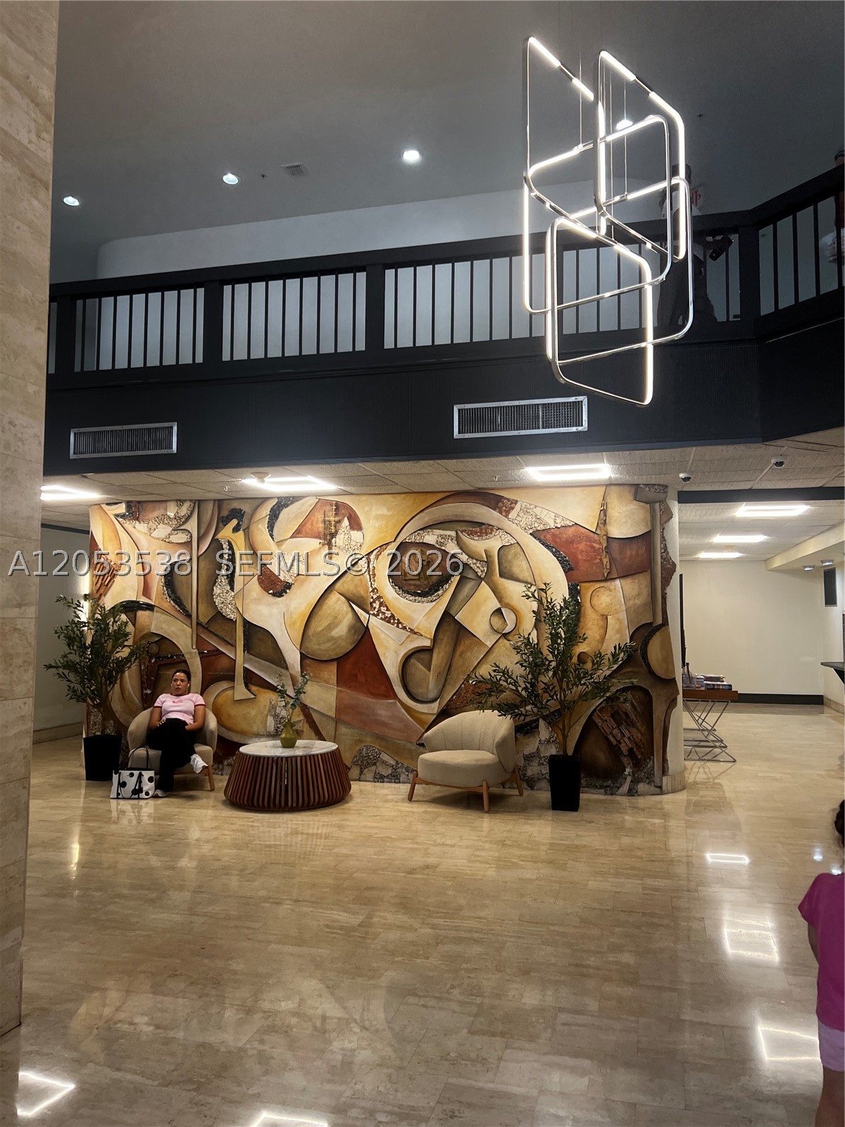 COMMODORE PLAZA CONDO - Residential
