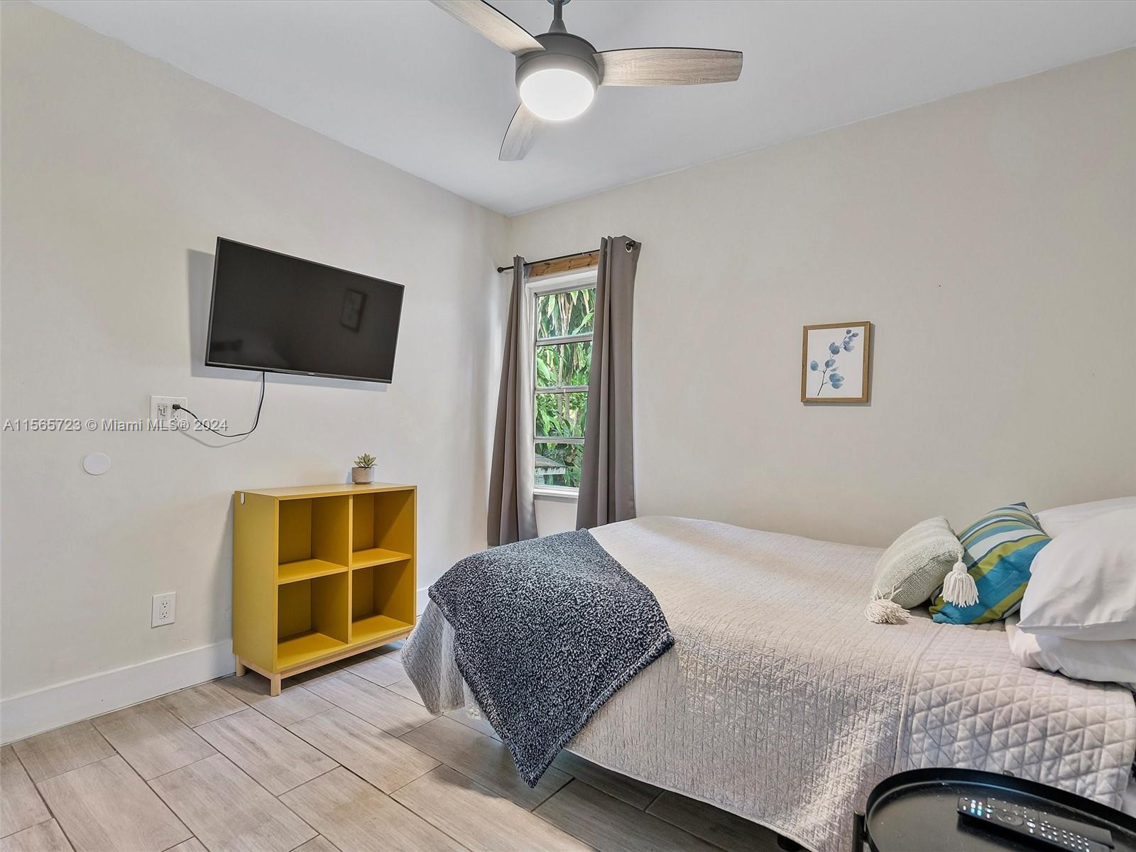REV PL OF COUNTRY CLUB ES - Residential