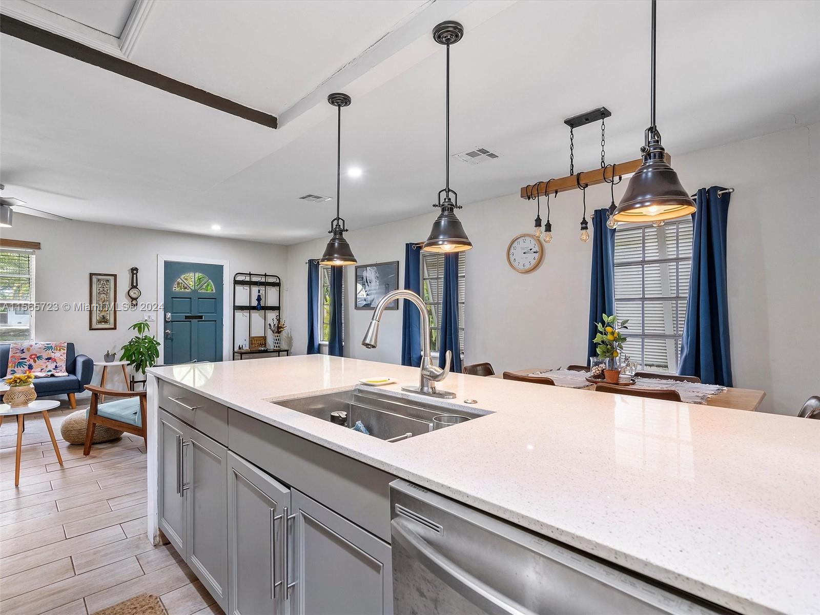 REV PL OF COUNTRY CLUB ES - Residential
