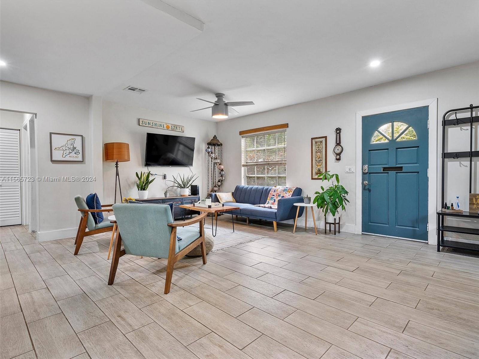 REV PL OF COUNTRY CLUB ES - Residential