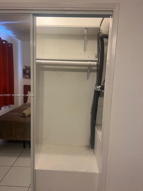 CORAL RIDGE ISLES - Residential Lease