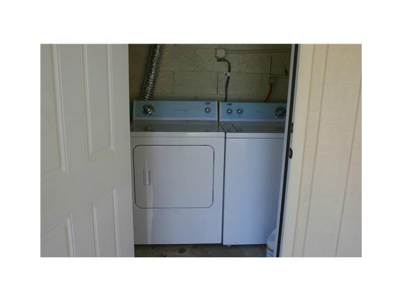 PLAYLAND ISLES 37-14 B - Residential Lease