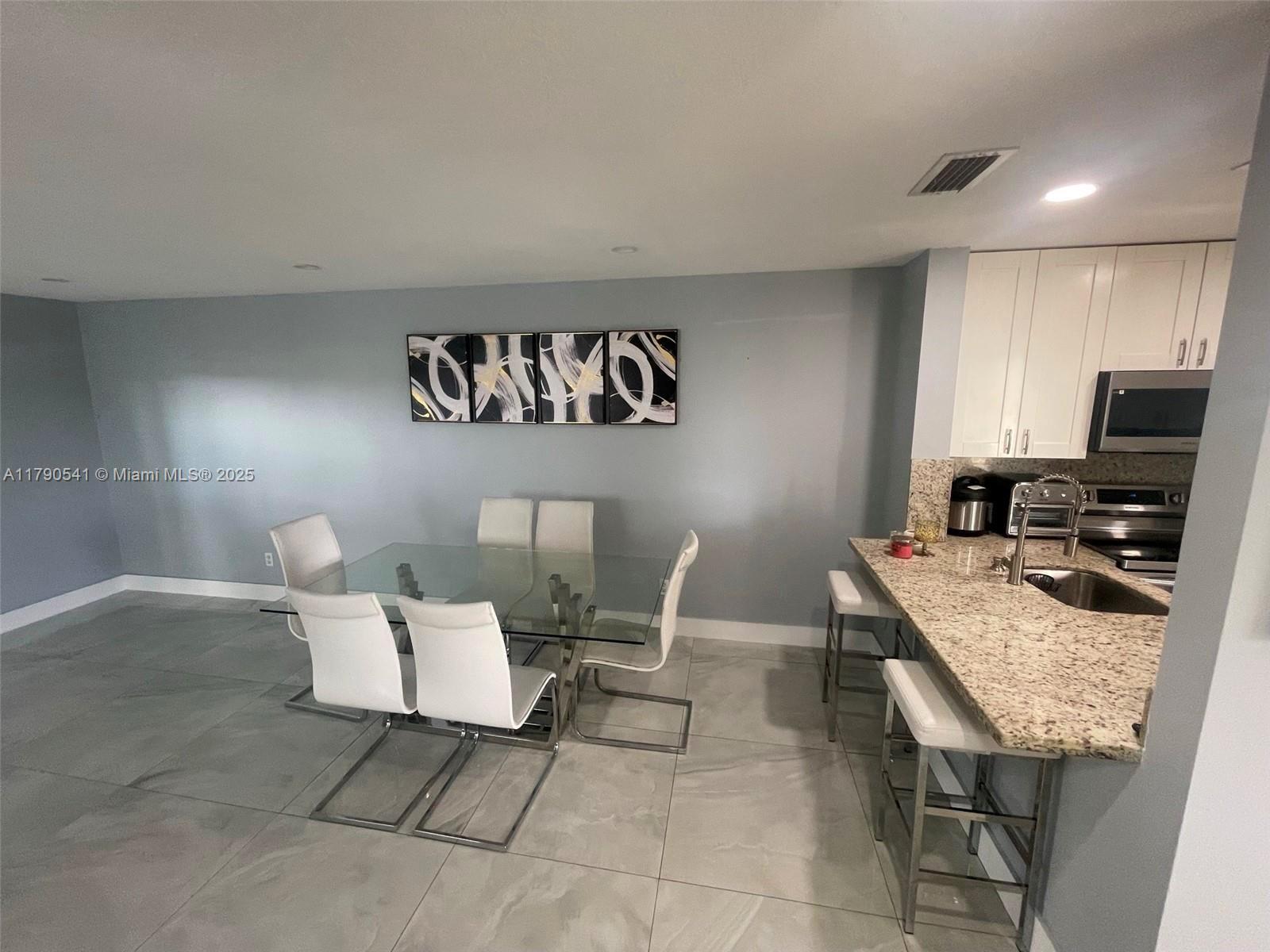 WEITZER SERENA LAKES TOWN - Residential Lease
