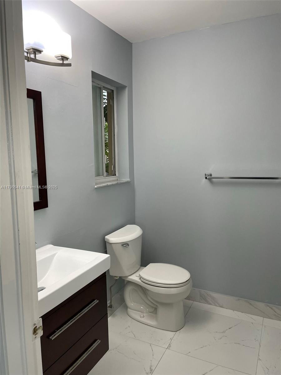 WEITZER SERENA LAKES TOWN - Residential Lease