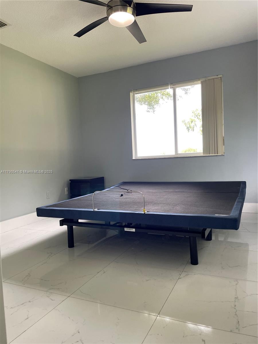 WEITZER SERENA LAKES TOWN - Residential Lease