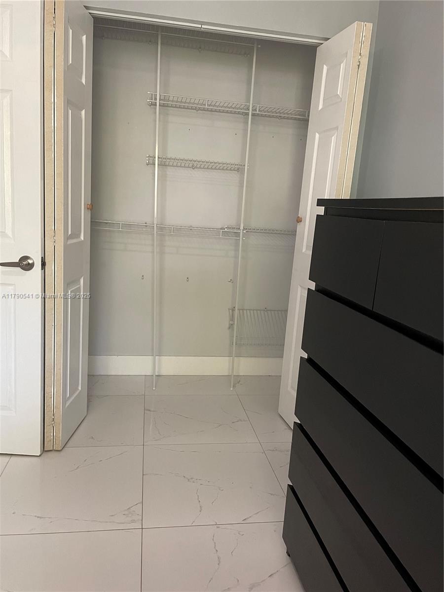 WEITZER SERENA LAKES TOWN - Residential Lease