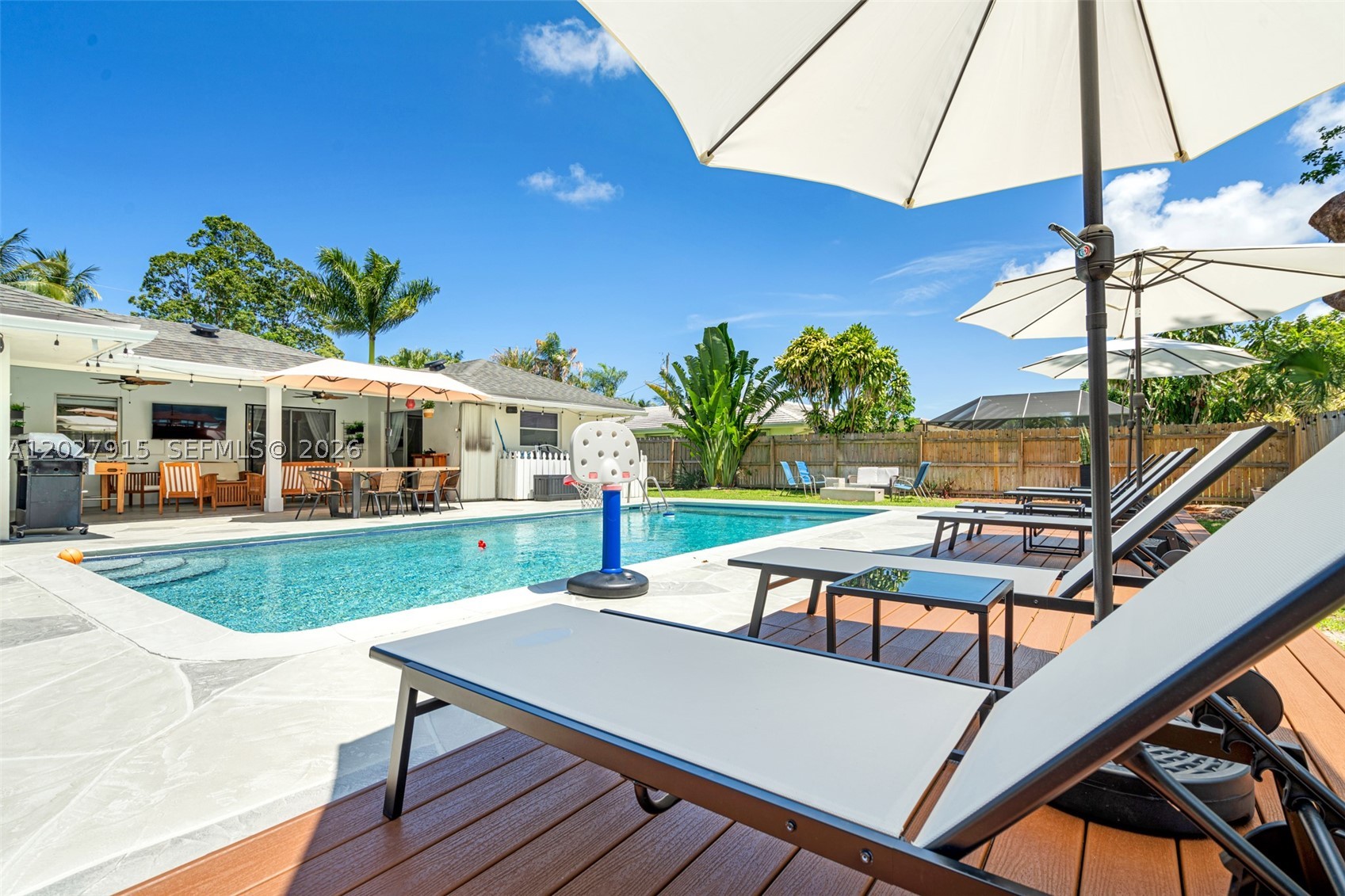 LAKE CLARKE WEST 3 - Residential Lease