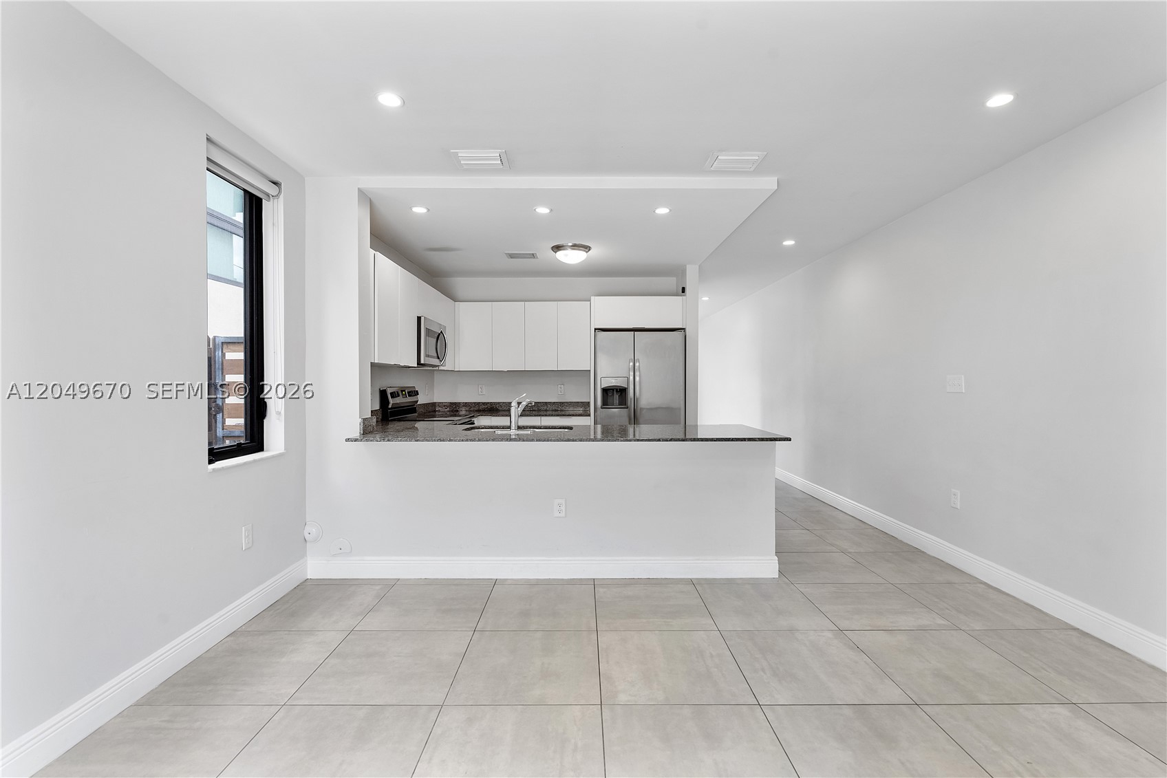 EAST 10TH AVENUE III COND - Residential Lease