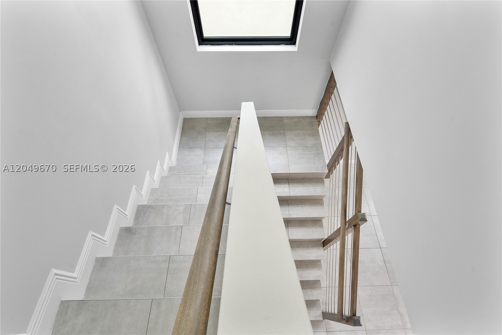 EAST 10TH AVENUE III COND - Residential Lease