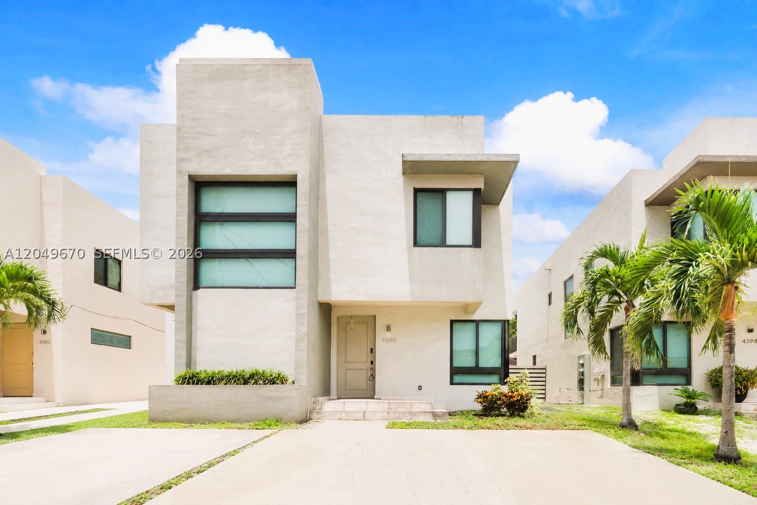 Welcome to elevated modern living! This stunning newer-construction 2-bedroom, 2.5-bath townhouse offers a perfect blend of luxury, comfort, and contemporary style. Step inside to a bright, open-concept layout enhanced by sleek modern finishes and beautifully designed living spaces. The spacious bedrooms feature impressive oversized closets, offering exceptional storage and a true luxury feel. Enjoy a stylish modern kitchen, generous living areas, and a thoughtfully designed floor plan ideal for both relaxing and entertaining. Ideally located near major highways, shopping, dining, and everyday conveniences. Modern, spacious, and move-in ready—this exceptional residence is a rare rental opportunity you won't want to miss!