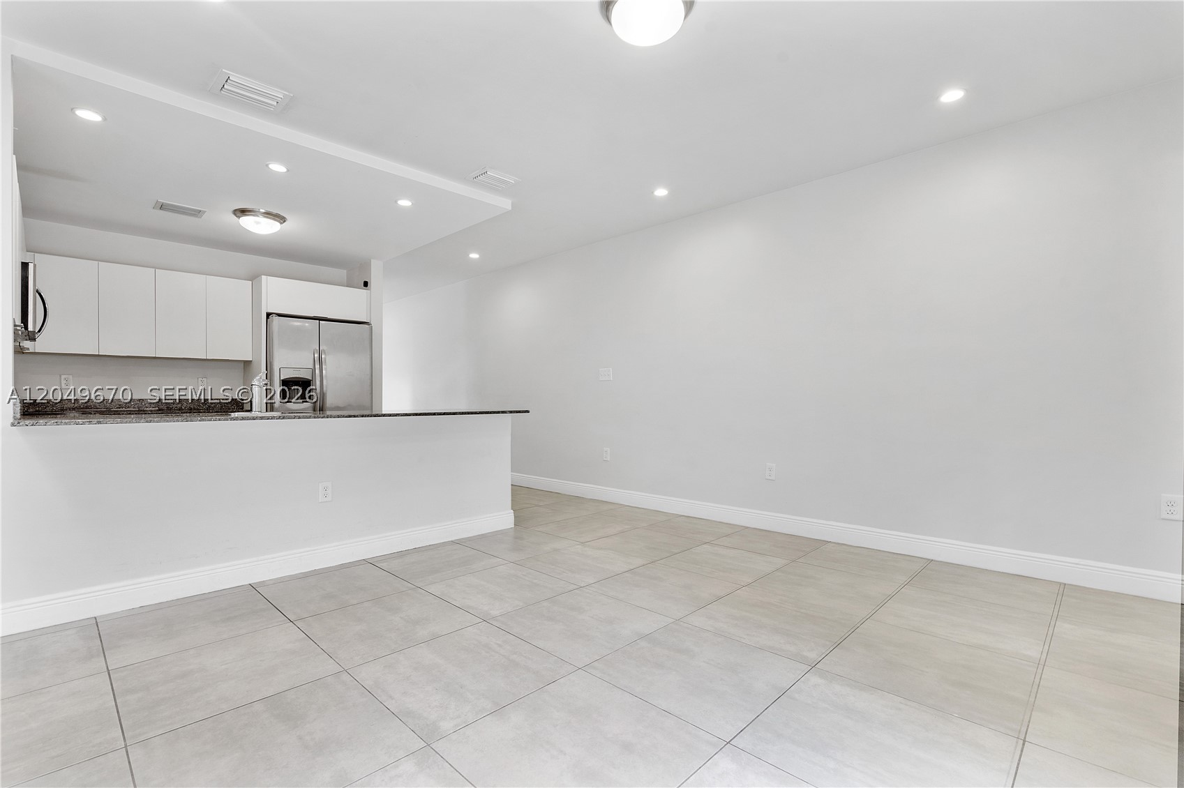 EAST 10TH AVENUE III COND - Residential Lease
