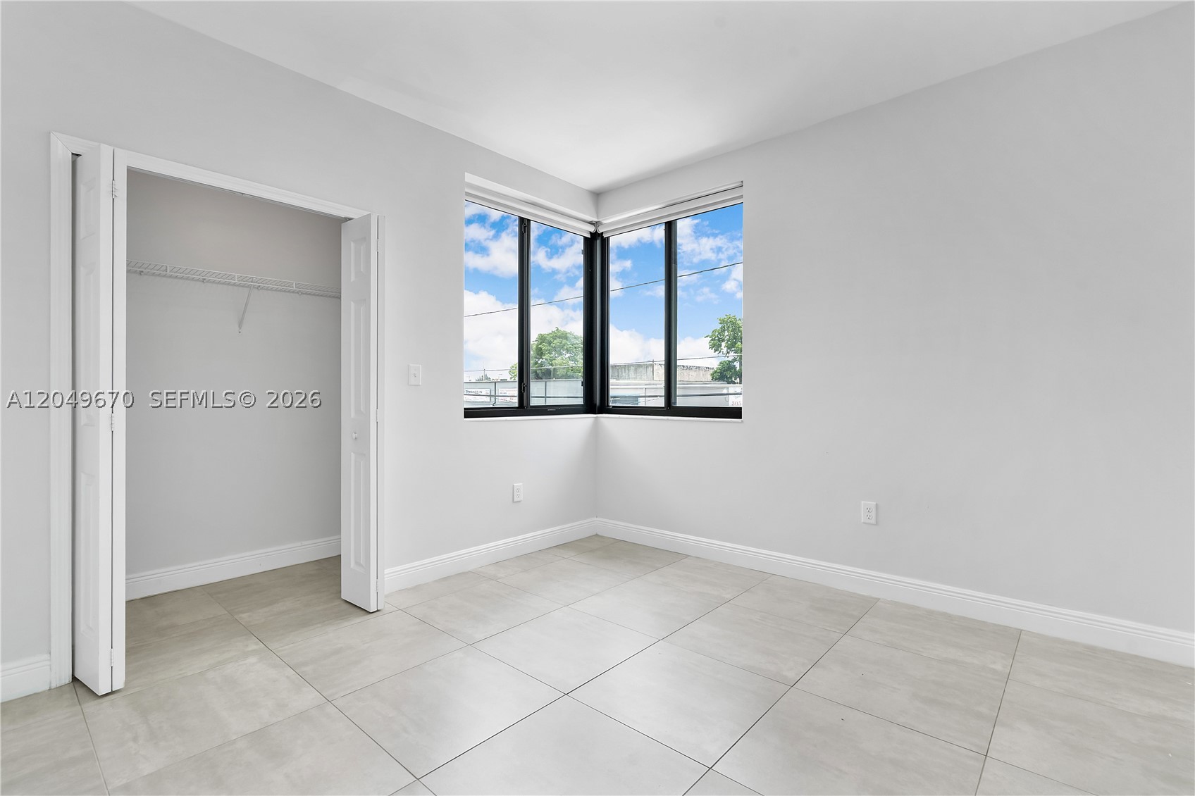 EAST 10TH AVENUE III COND - Residential Lease