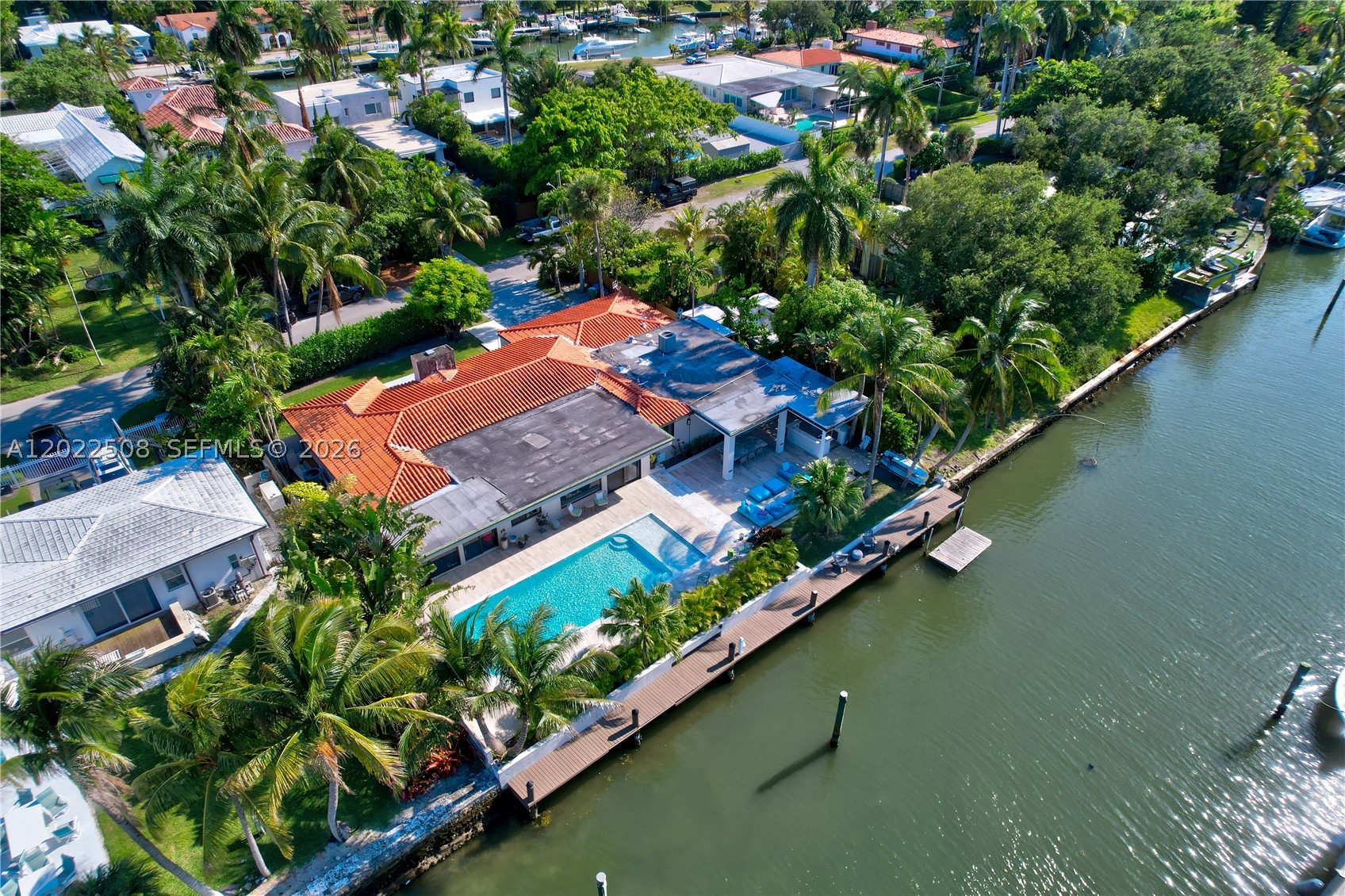 AMD PL BISCAYNE PINES - Residential